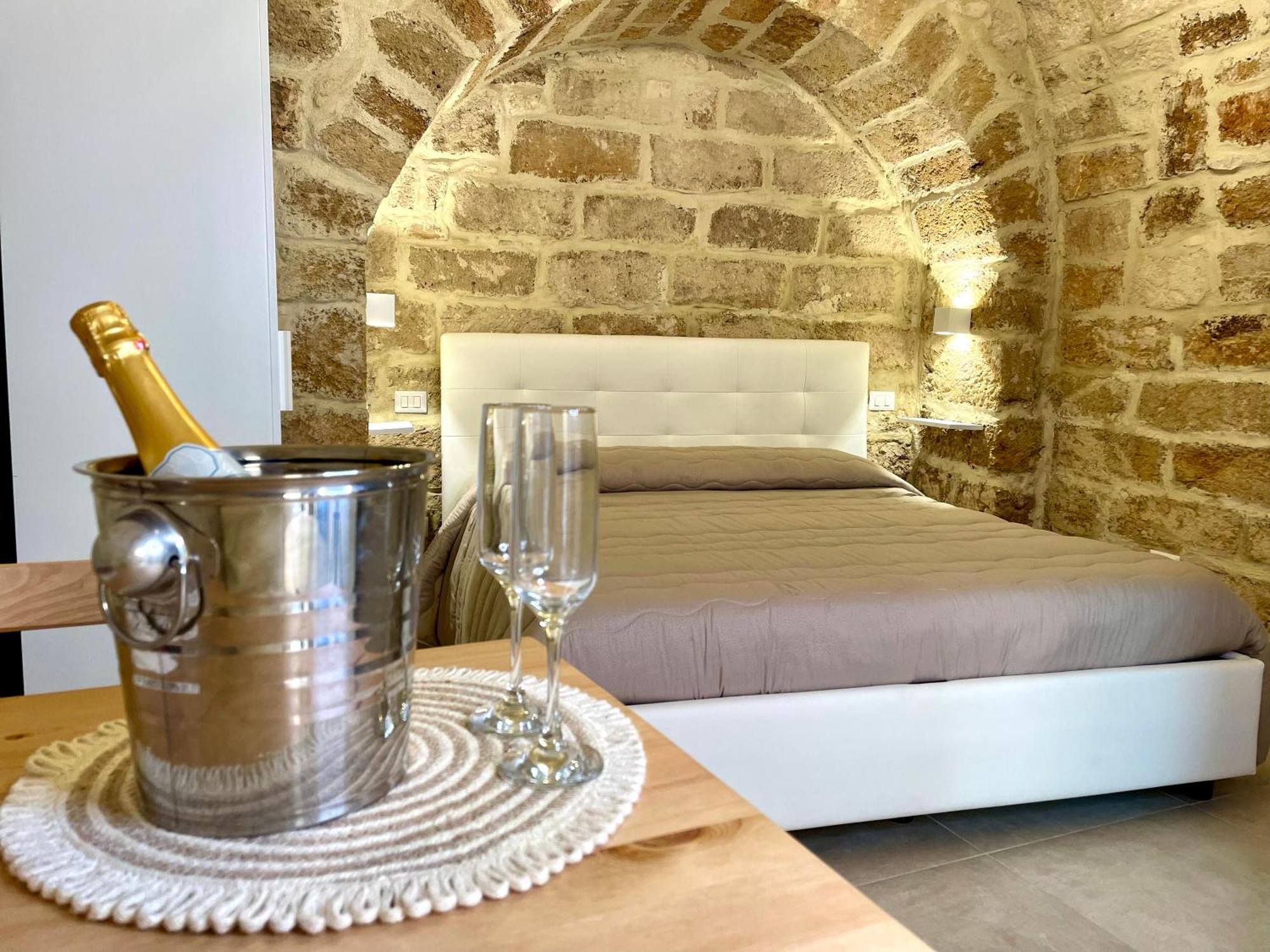 Casa Vacanze A Un Passo Dal Volo Bari Eksteriør bilde